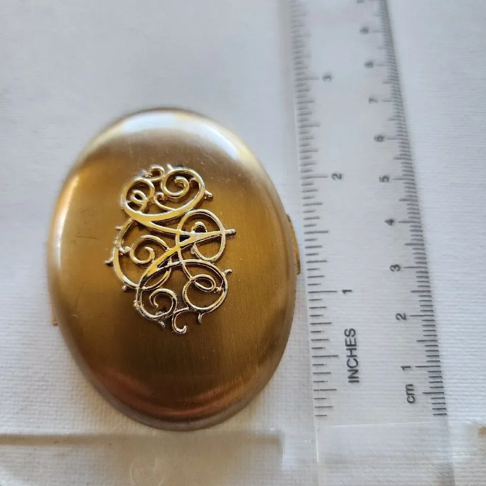 Vintage Compact Germaine Monteil Deep Sunglow Gold Tone
